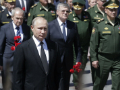 Владимир Путин возложил венок к Могиле Неизвестного солдата